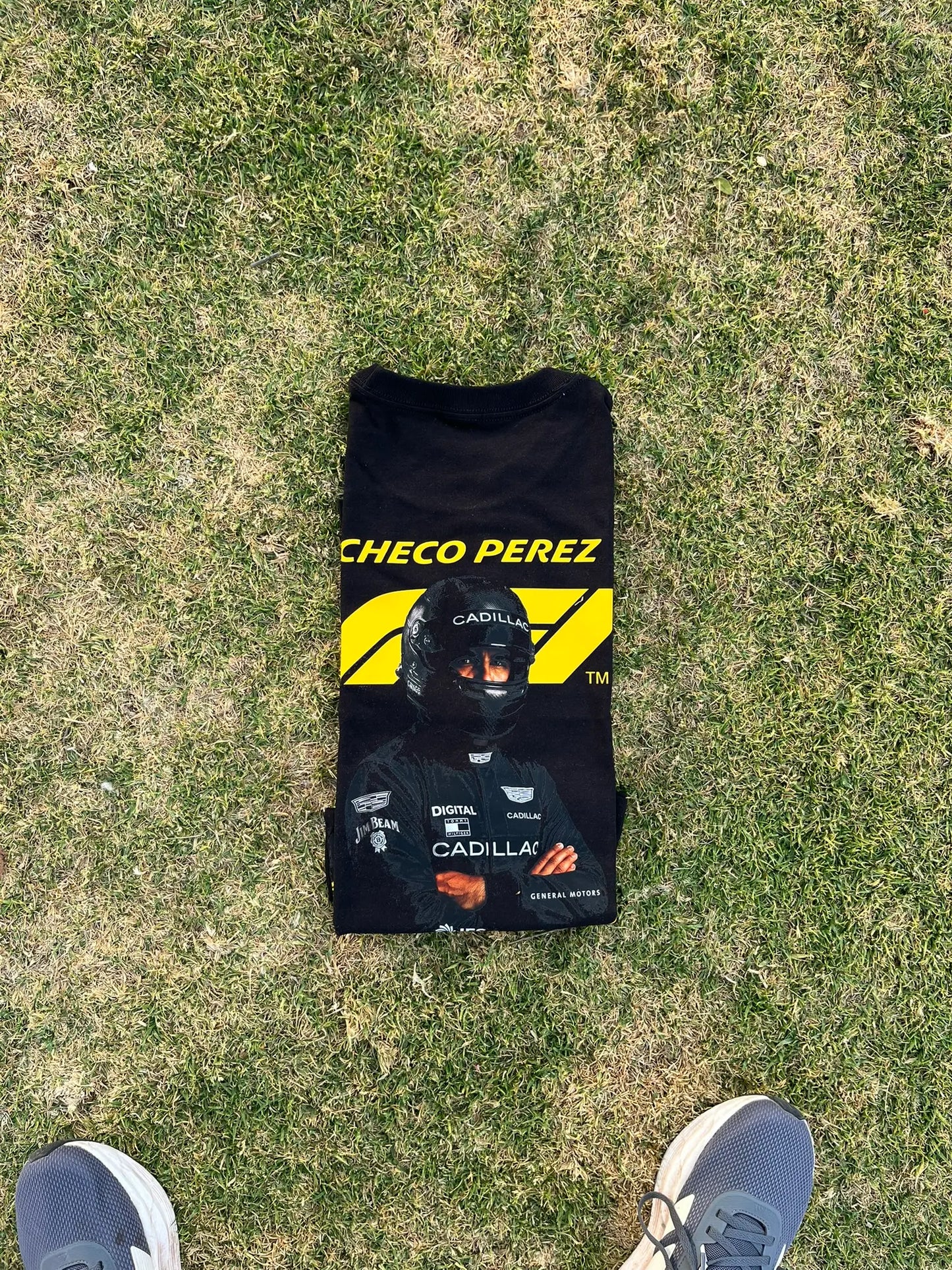 CHECO EDICIÓN EXCLUSIVA